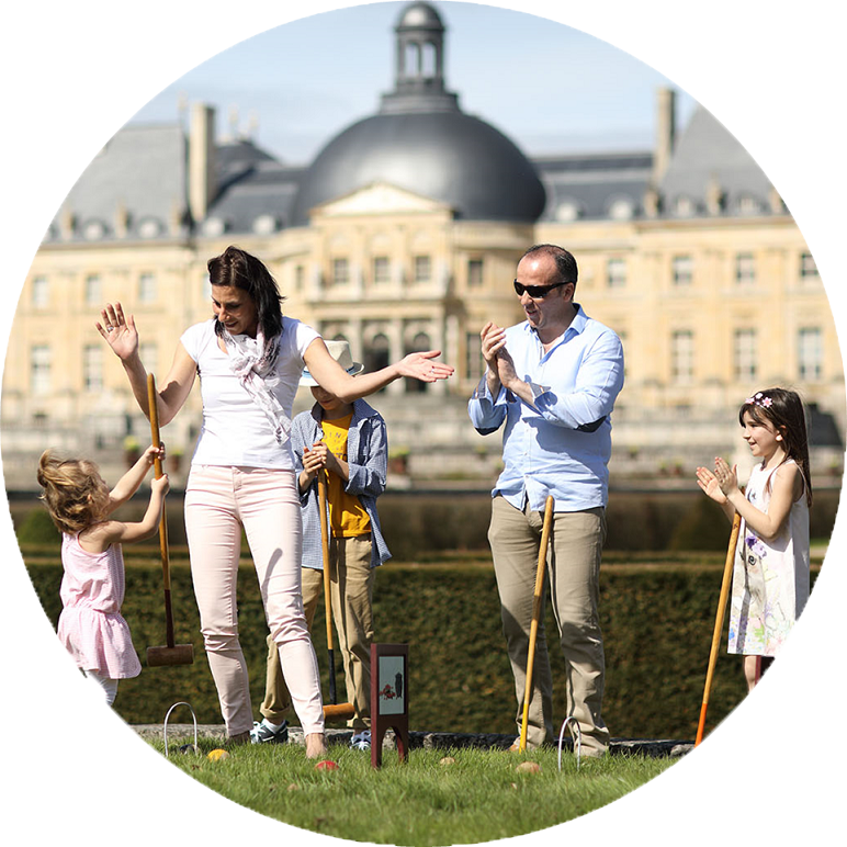Activities - Entertainment by Jean de La Fontaine